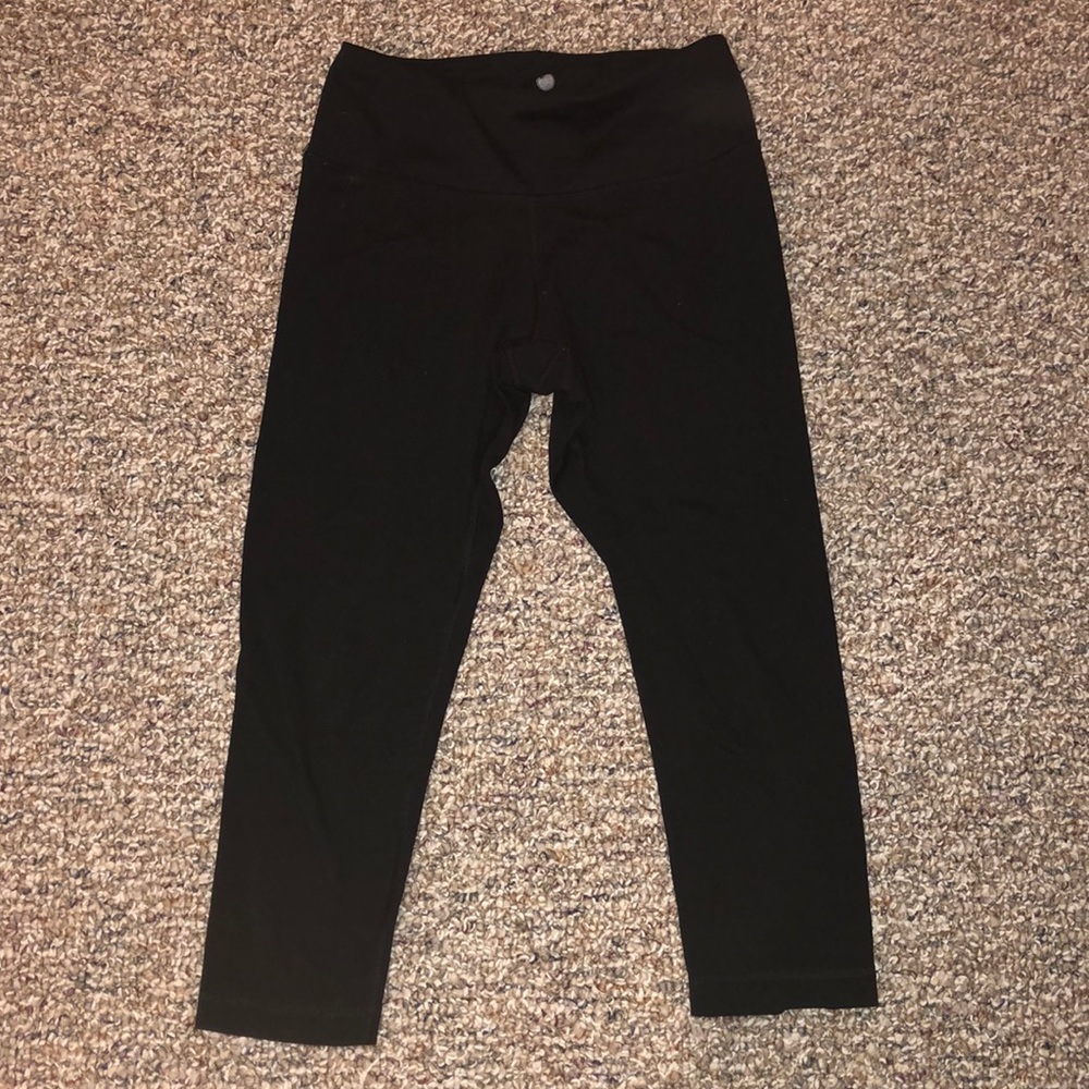 athletic leggings